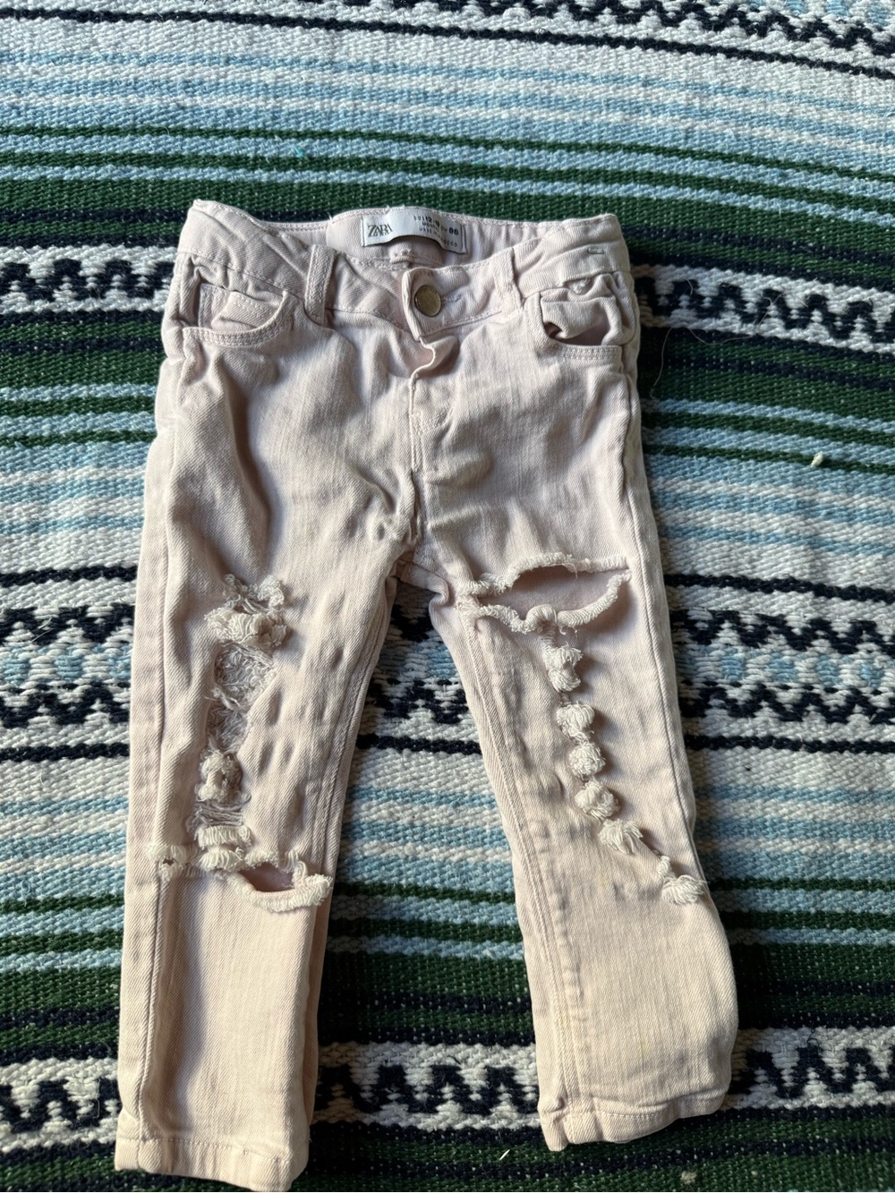 Zara Kids Light Cream Distressed Skinny Jeans